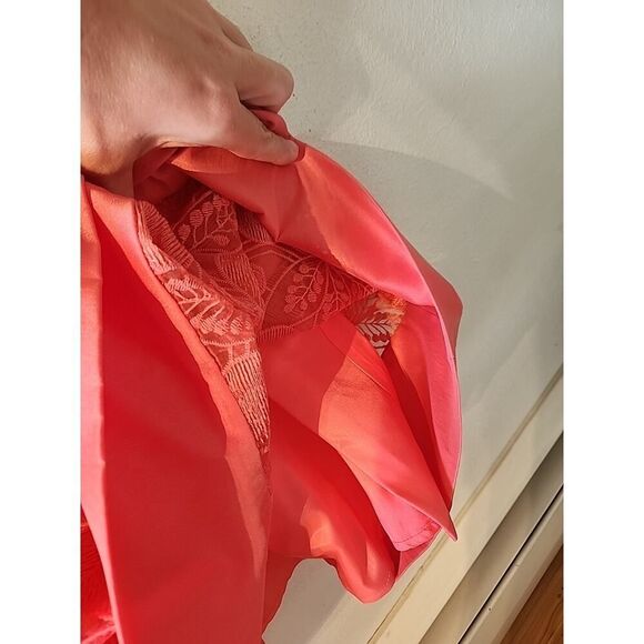 Women’s Maggie London Size 12 NWT Sleeveless Sheer Floral CocktailDress In Coral - Picture 4 of 7